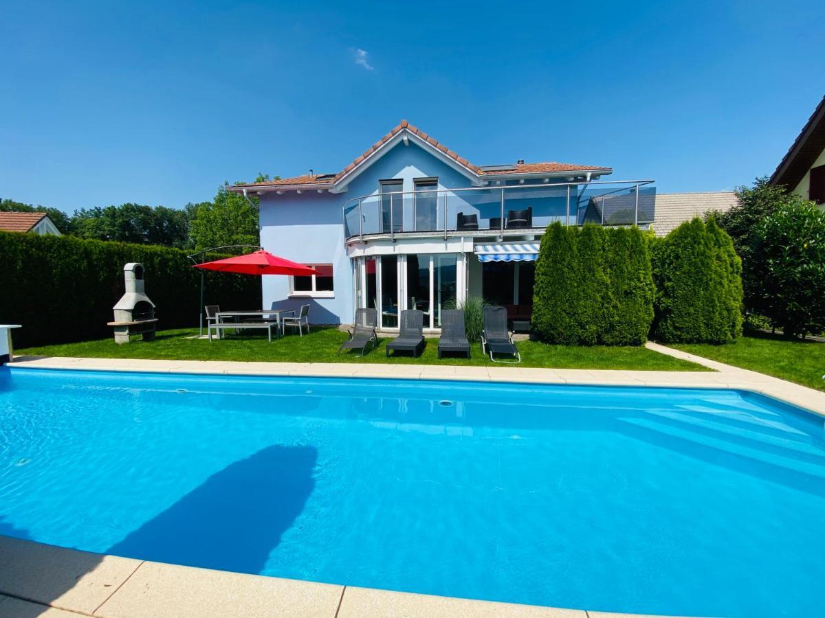 Villa With Pool - Leon'S Holiday Homes Dottikon Exterior photo